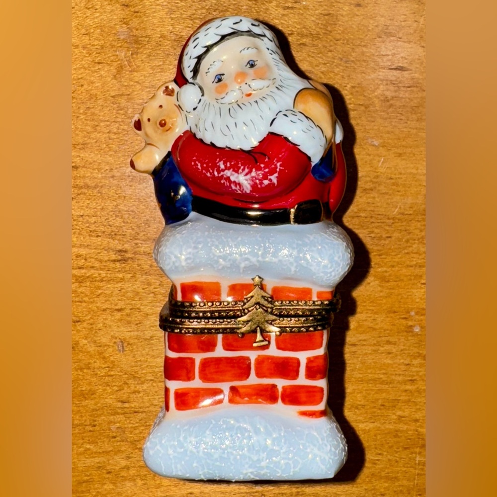 Peint Main Limoges France Christmas Trinket Box